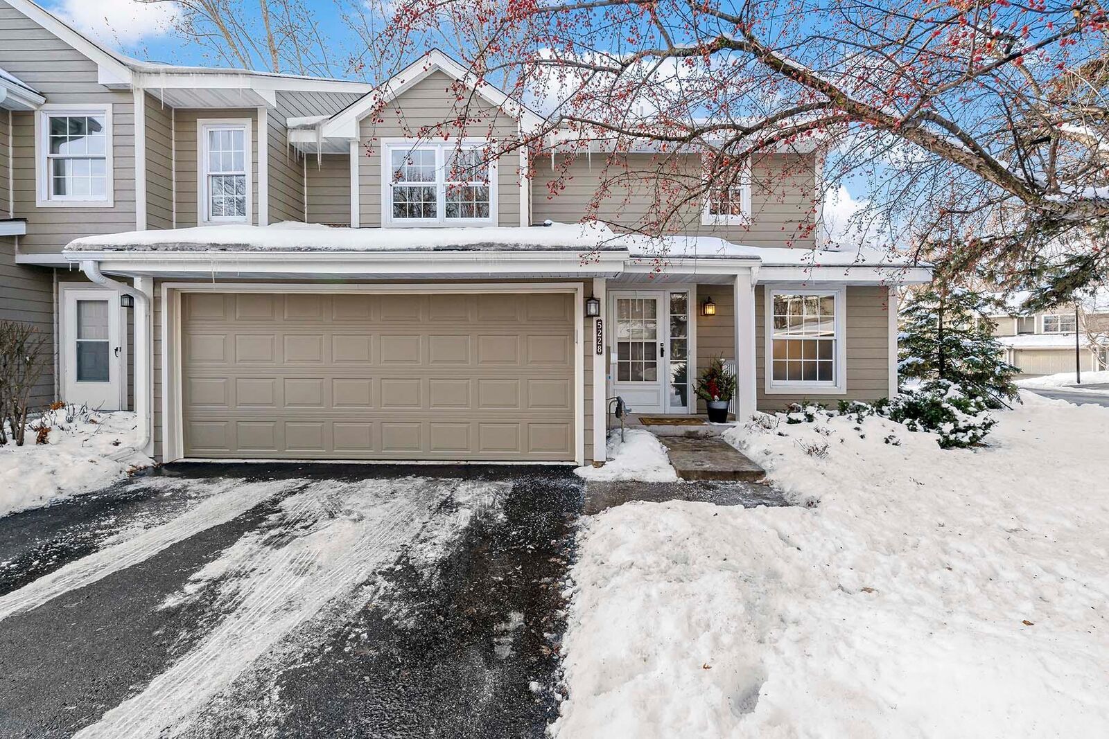 Property Photo: 5228 Silver Maple Circle MN 55343