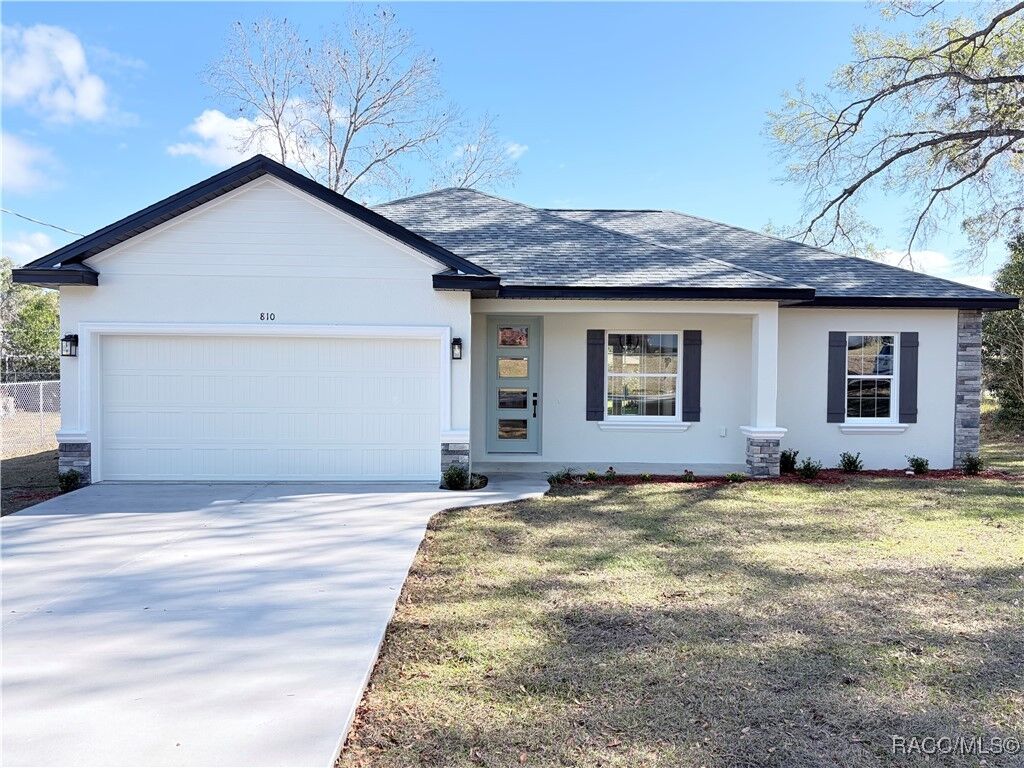 Property Photo:  810 Windy Avenue  FL 34452 