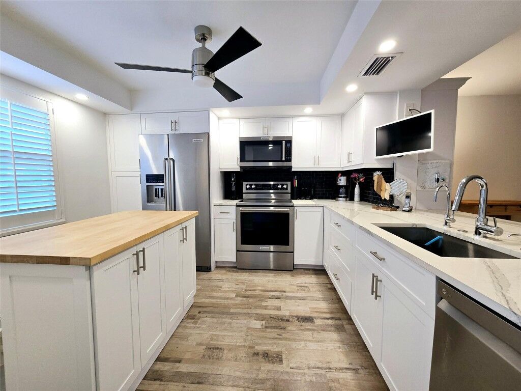 Property Photo:  3502 Bimini Lane B3  FL 33066 