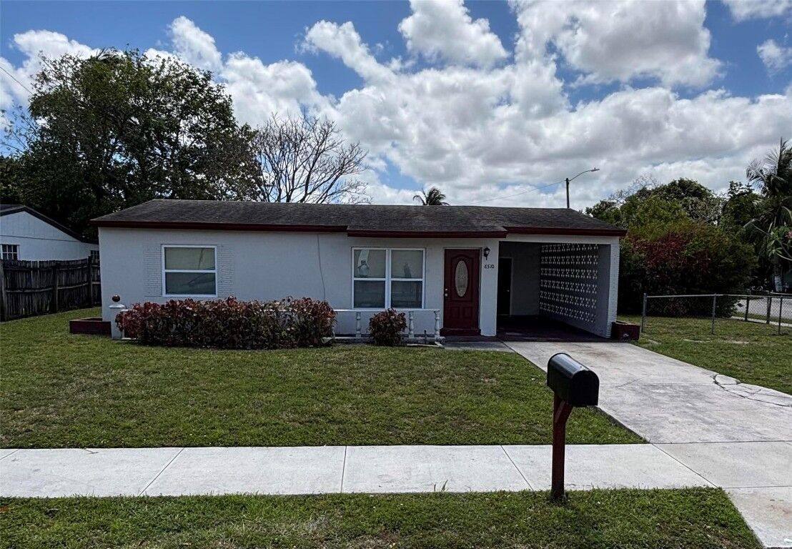 Property Photo:  6510 SW 15th Street  FL 33068 