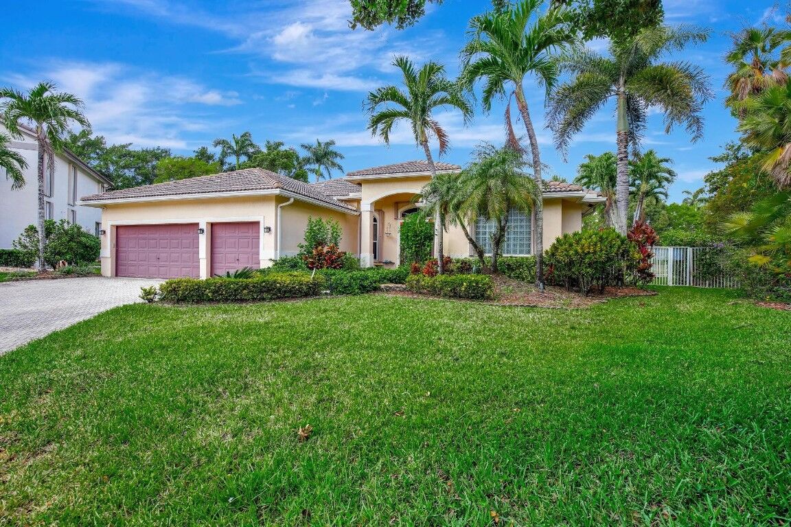 Property Photo: 4070 Sanderling Lane FL 33331