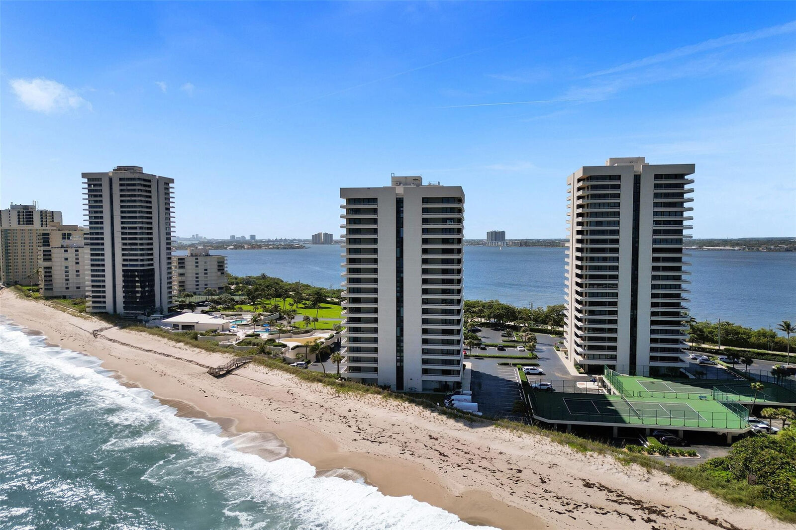 Property Photo:  5540 N Ocean Drive 12D  FL 33404 