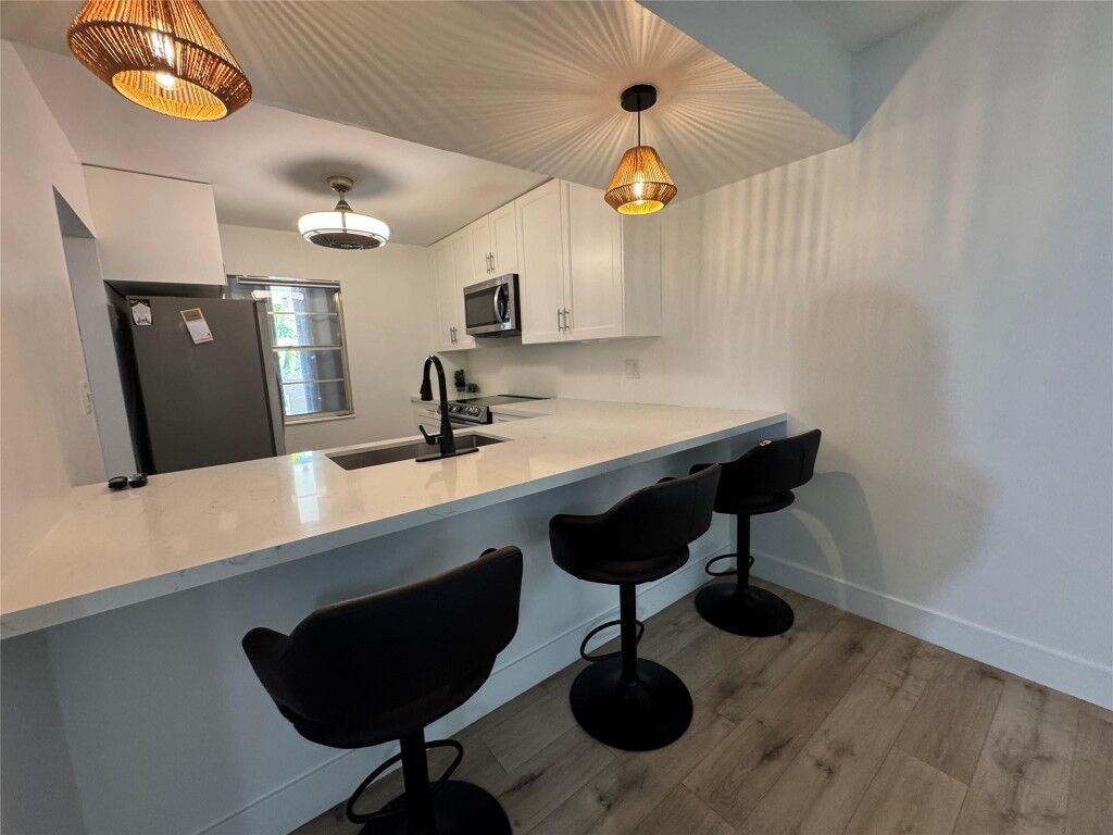 Property Photo:  4100 N 58th Avenue 203  FL 33021 