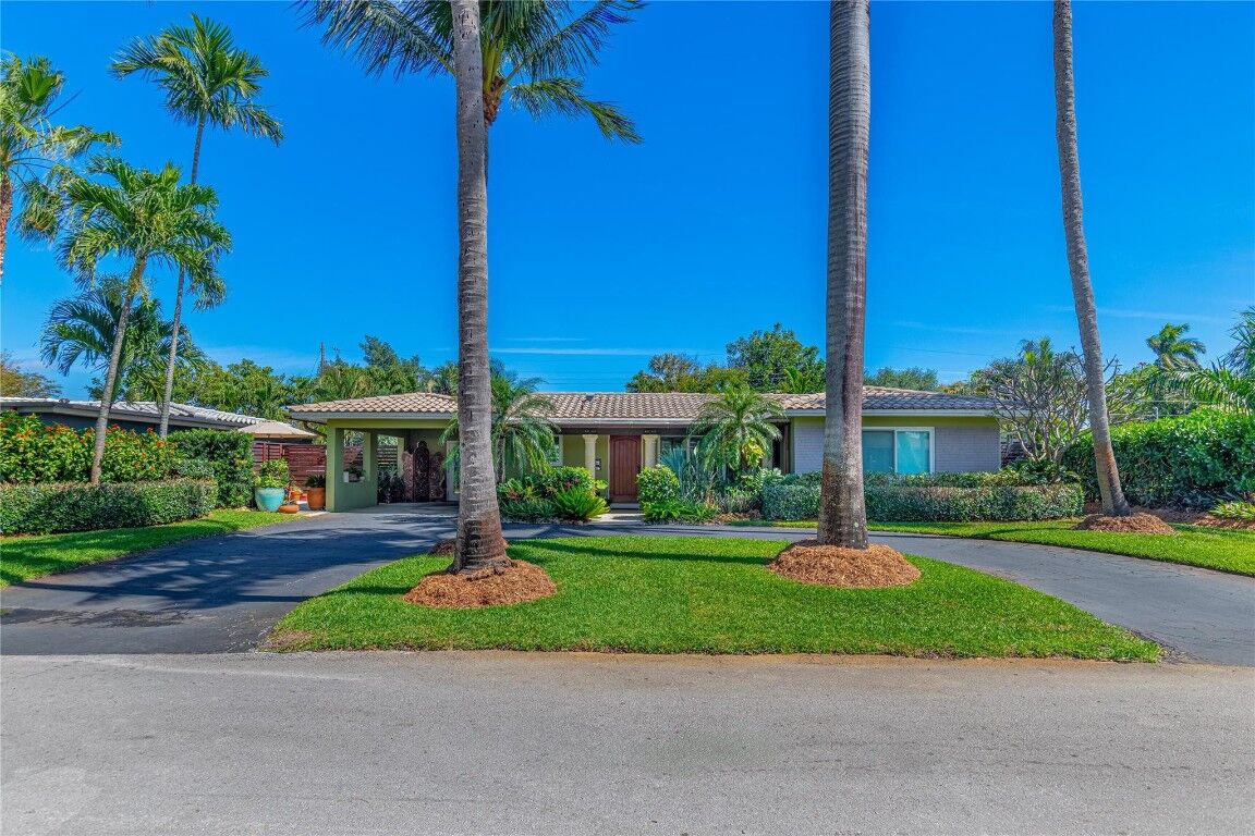 Property Photo:  4110 NE 17th Terrace  FL 33334 