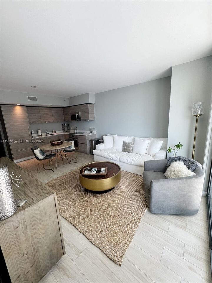 Property Photo:  1300 S Miami Ave 2808  FL 33130 