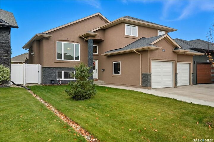 Photo de la propriété: 631 Ledingham Crescent SK S7V 0B6