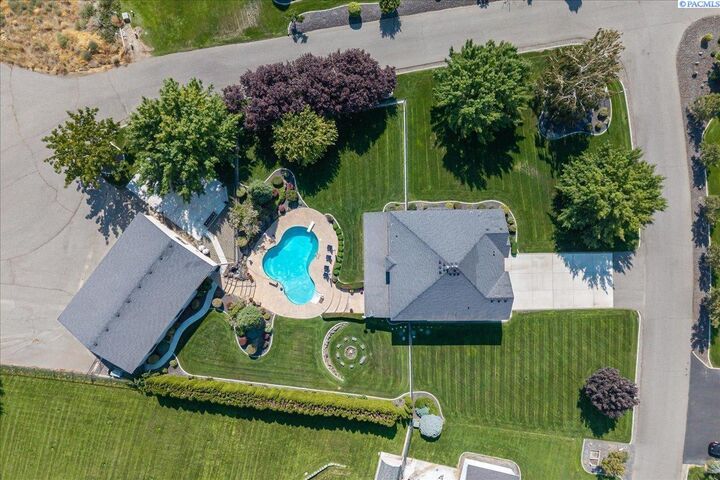 Property Photo:  7515 Sandy Ridge Road  WA 99301 