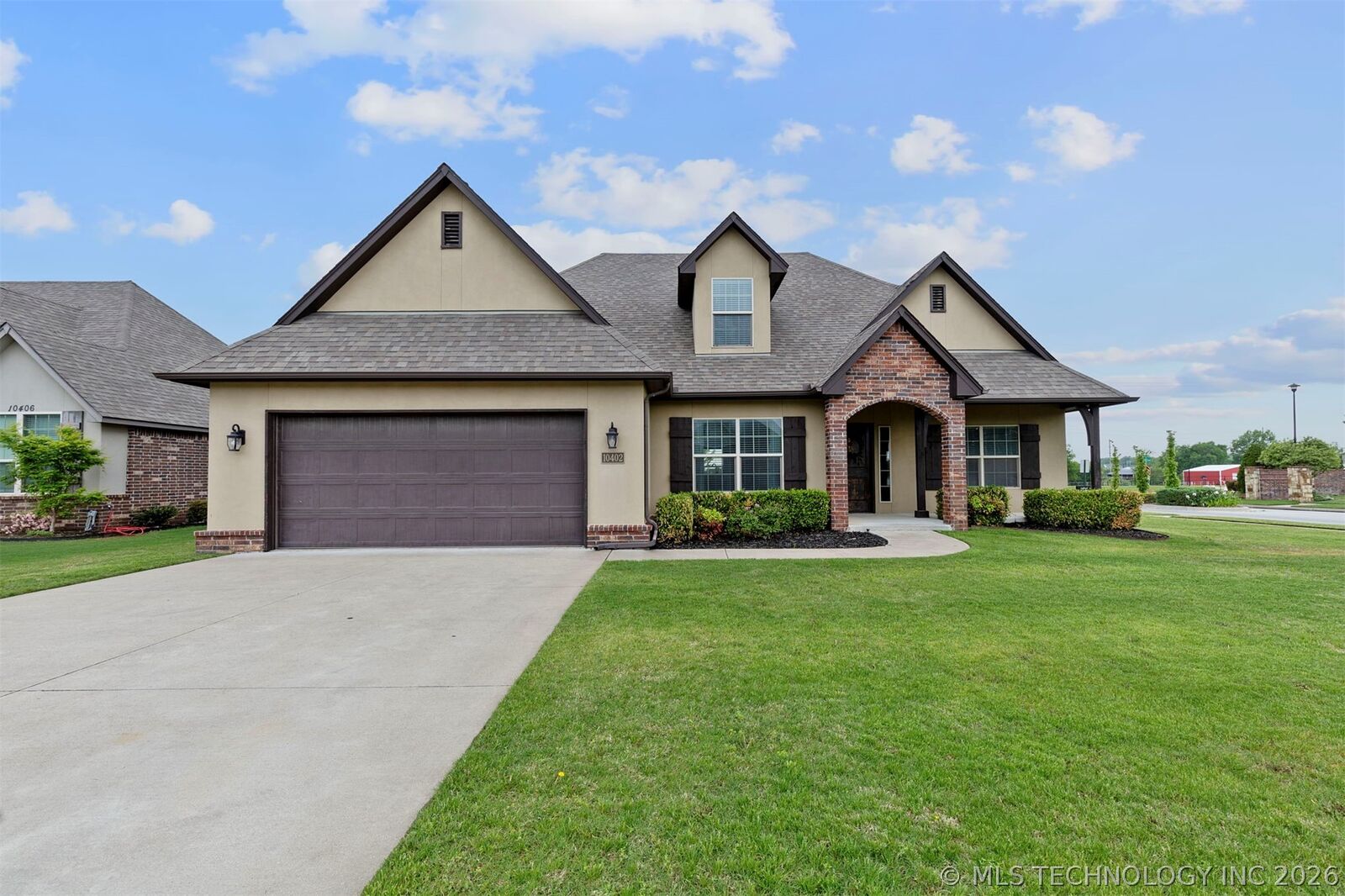 Property Photo:  10402 S 226th  OK 74014 