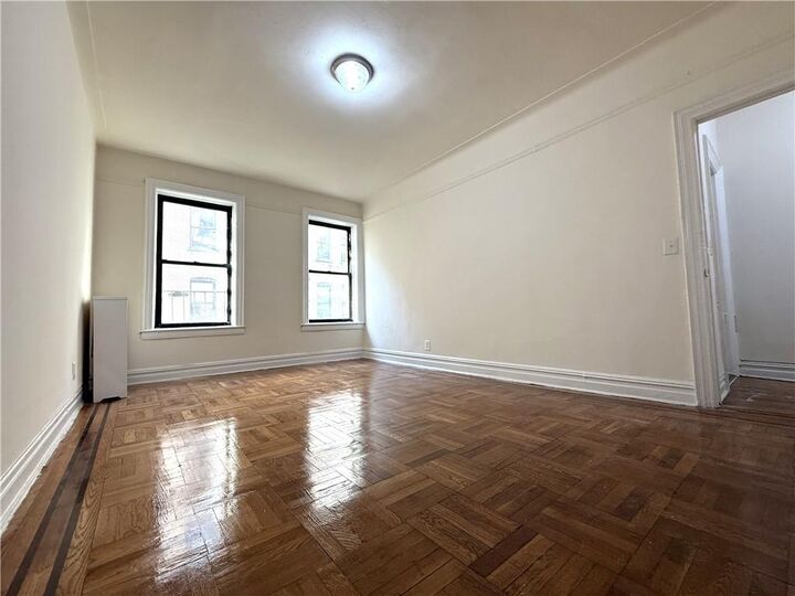 Property Photo:  1402 West 4th Street D16  NY 11204 
