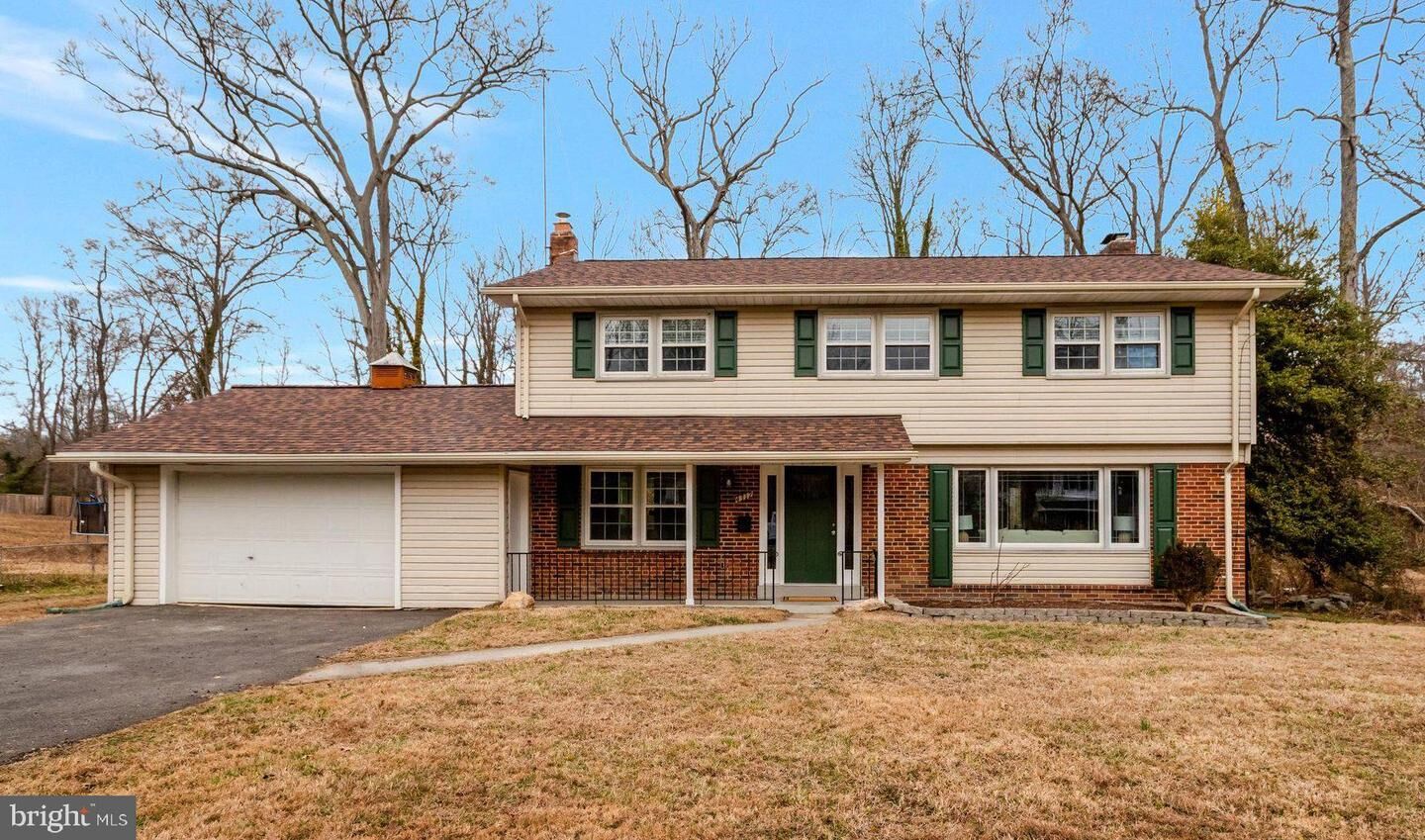 Property Photo:  4312 Robertson Boulevard  VA 22309 