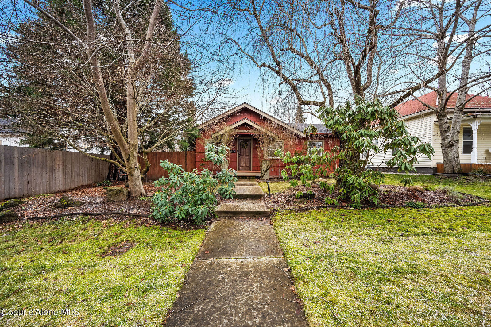 Property Photo:  1006 E Pennsylvania Ave  ID 83814 