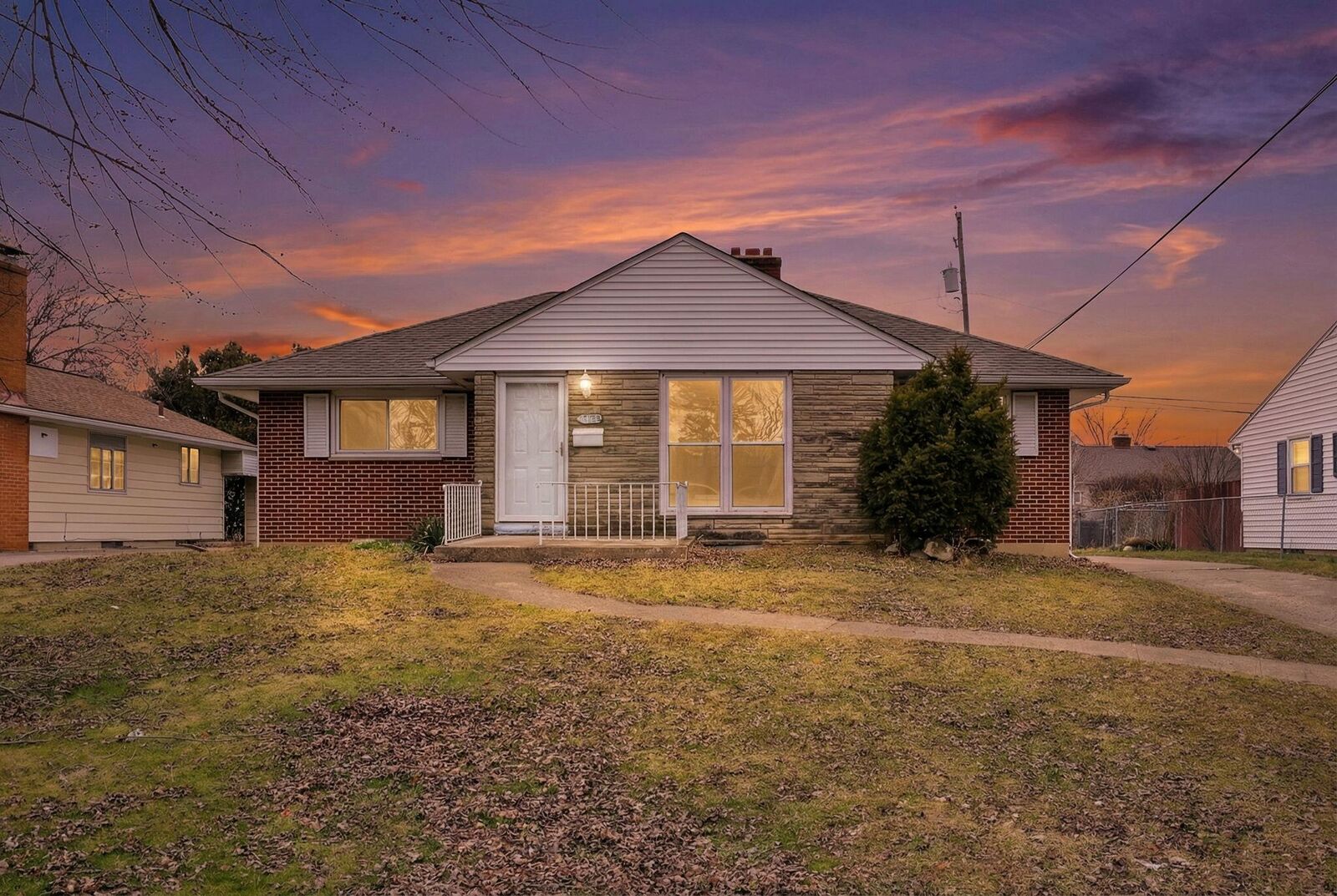 Property Photo:  2692 Regina Avenue  OH 43204 