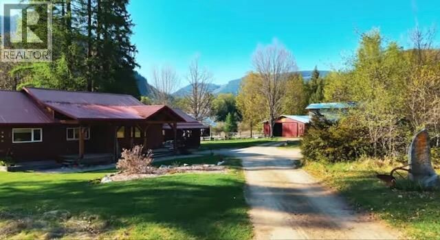 Property Photo: 3371 Highway 3B Other BC V0G 1L1