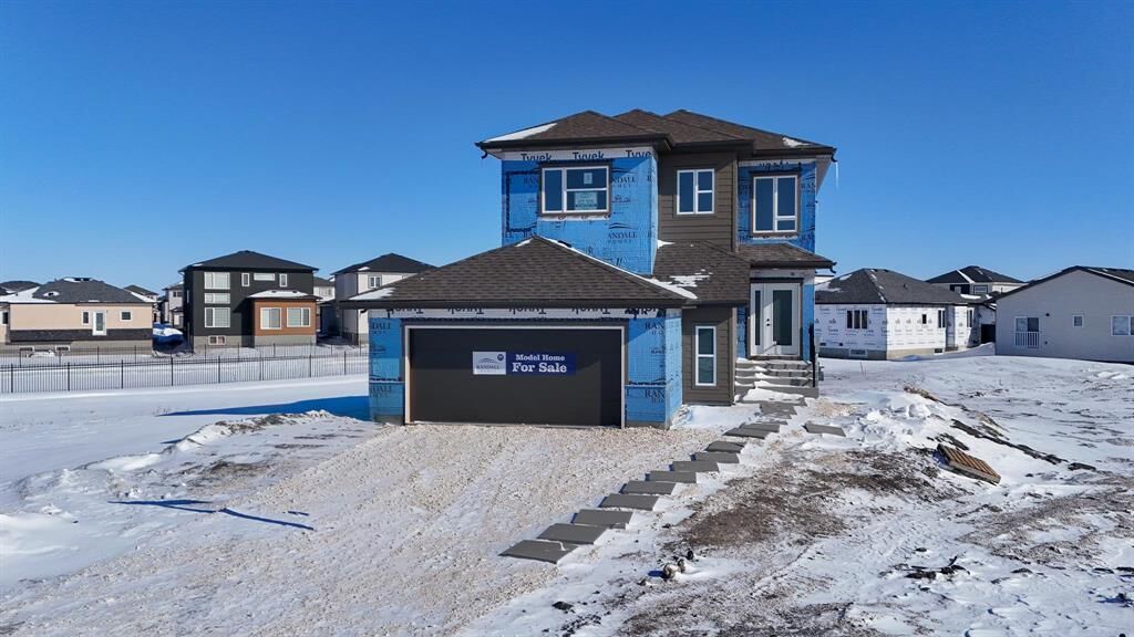 Property Photo:  5 Lilac Bay  MB R4A 6A1 