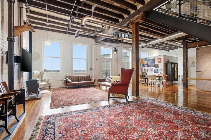 Property Photo:  38 W High Street 3B  OH 45502 