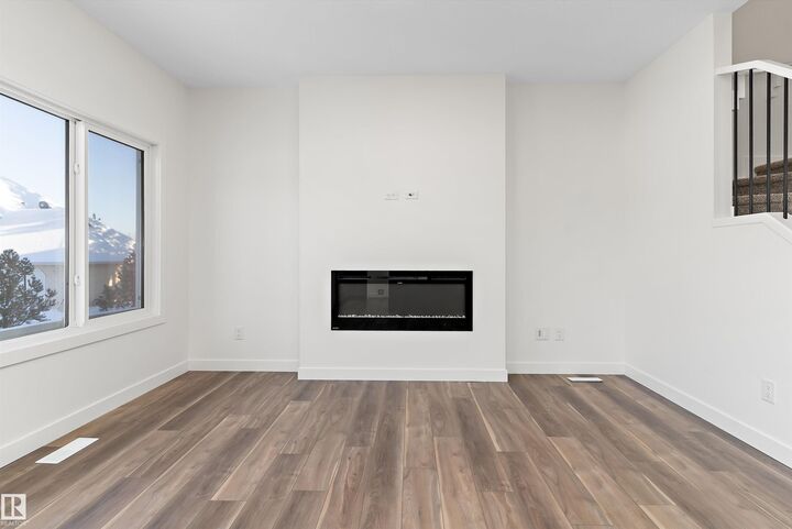 Property Photo:  20720 43 Avenue NW  AB T6M 3E9 