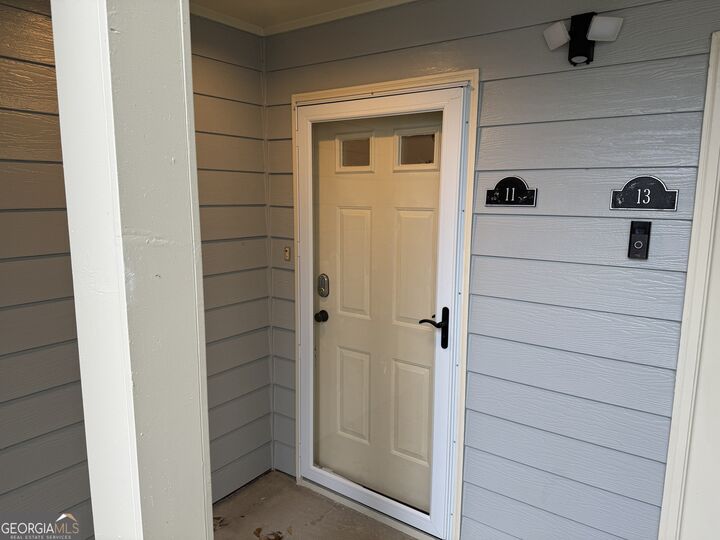 Property Photo: 11 Doranne Court SE GA 30080