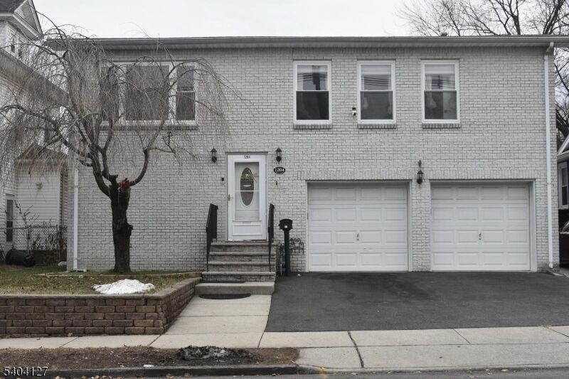Property Photo:  1204 Salem Ave 2  NJ 07205 