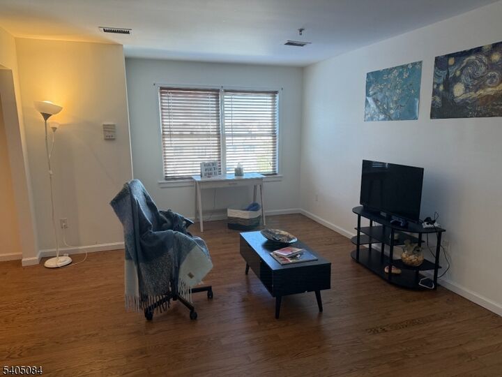Property Photo:  525 Central Ave, Apt 308  NJ 07090 