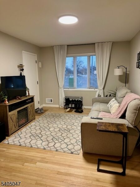 Property Photo:  30 Old York Rd  NJ 08807 