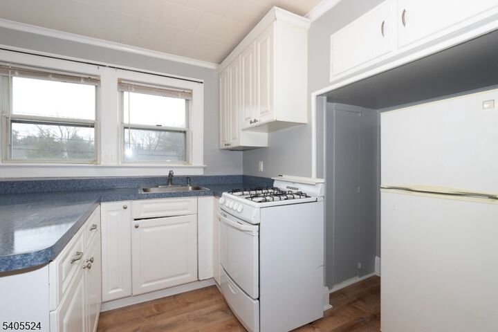 Property Photo:  252 Beech Ave  NJ 07027 