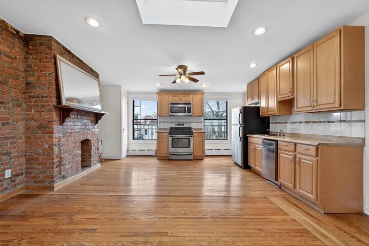 Property Photo:  216 Newark Ave 4  NJ 07302-2796 