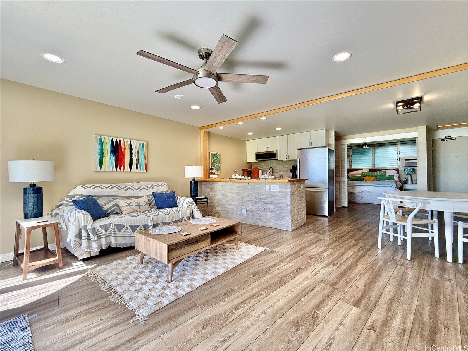 Property Photo:  87-561 Farrington Highway 119  HI 96792 