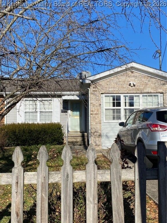 Property Photo:  2222 Lincoln Avenue  WV 25177 