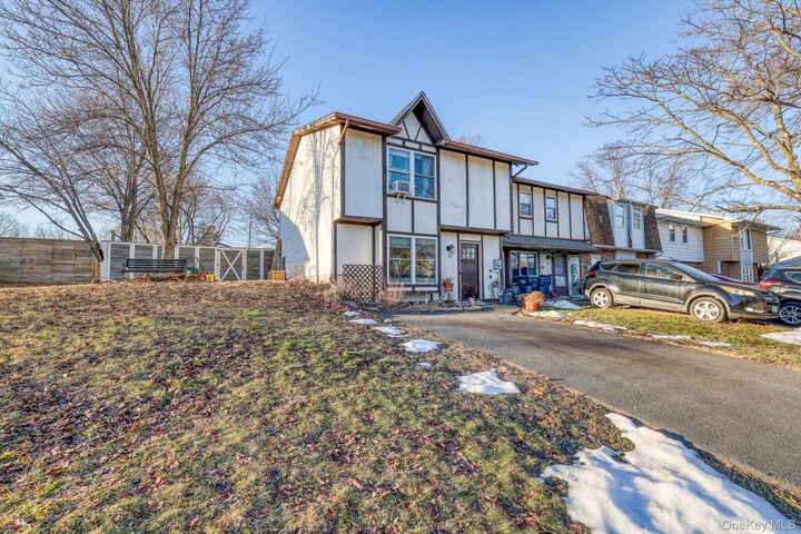 Property Photo:  22 Red Barn Lane  NY 10940 