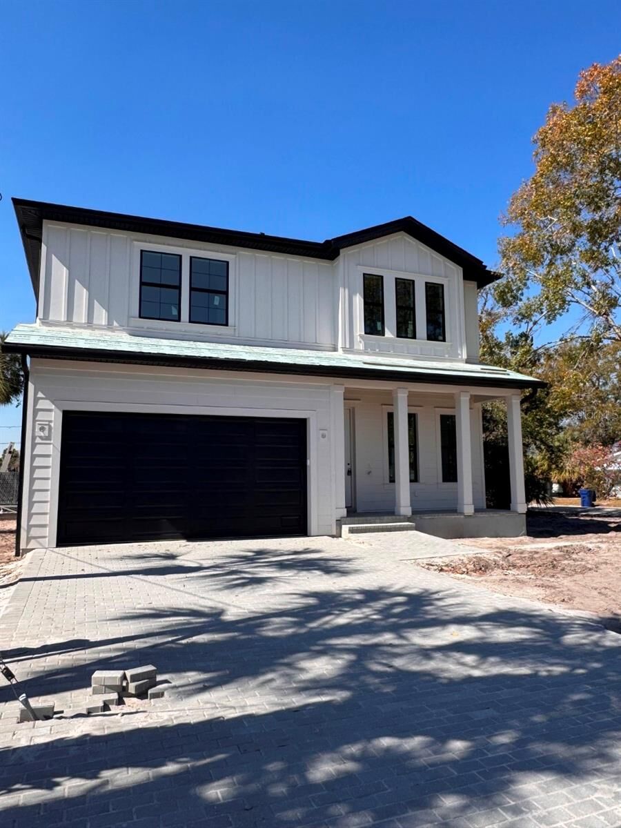 Property Photo:  2936 W Rogers Avenue  FL 33611 