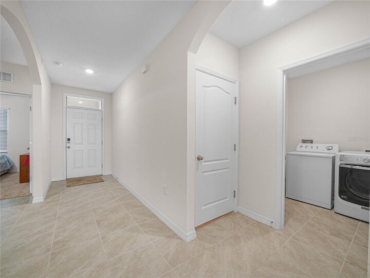 Property Photo:  2805 Grandbury Grove Road  FL 33811 