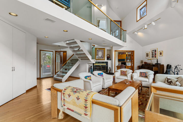 Property Photo:  2402 N Nottingham Court  IL 61821 