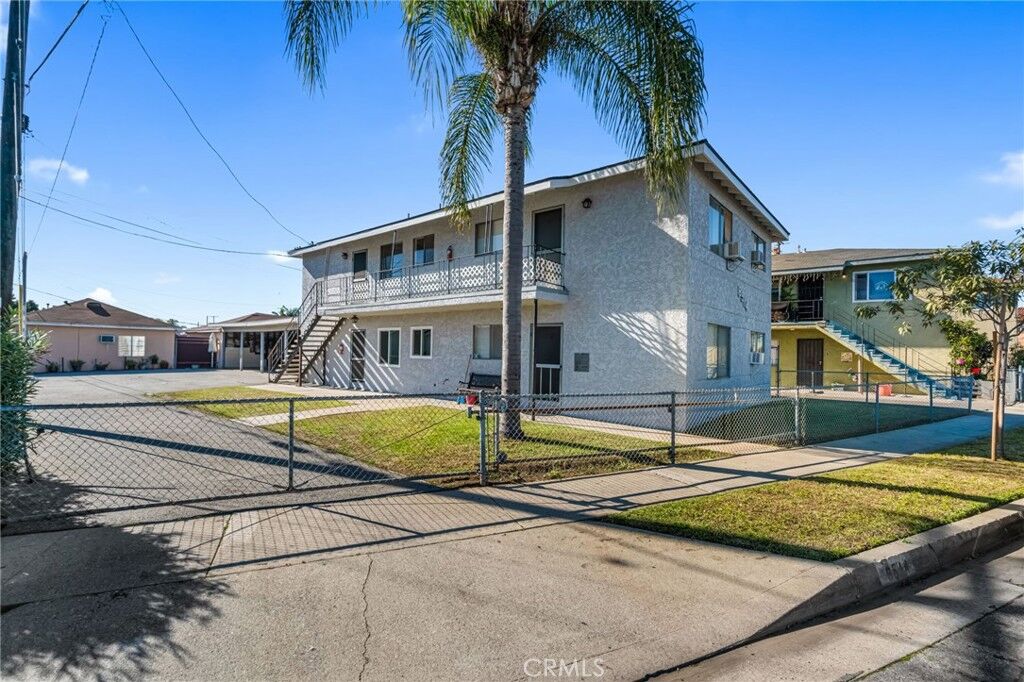 Property Photo:  6514 Foster Bridge Boulevard  CA 90201 