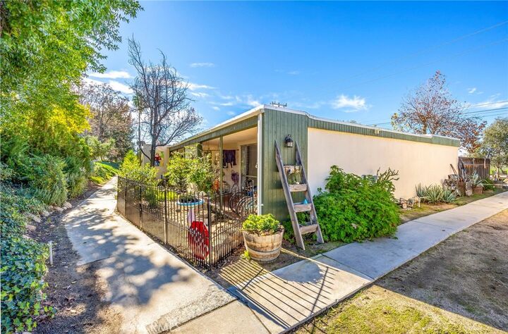 Property Photo: 614 Gibbel Road CA 92543