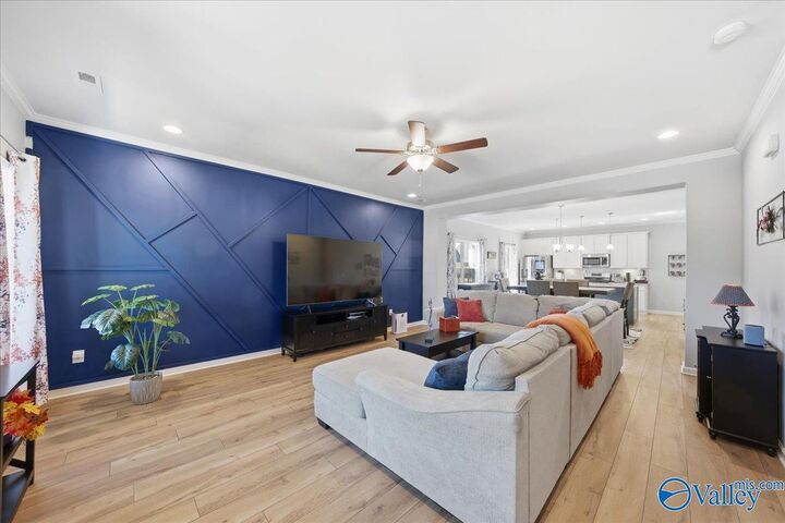 Property Photo:  17323 Brooklawn Street  AL 35611 