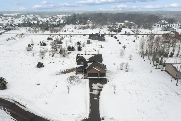 Property Photo:  21532 Butternut Street NW  MN 55011 