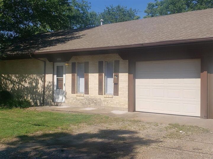 Property Photo: 2605 Mayo Street TX 75428