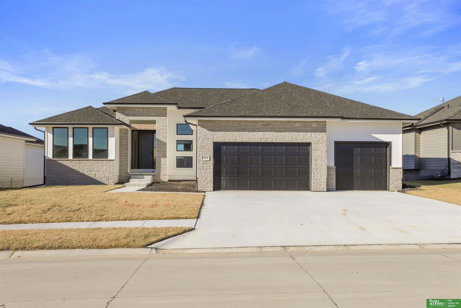 Property Photo:  5444 N 212th Street  NE 68022 