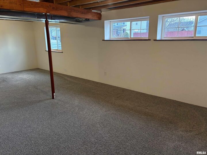 Property Photo:  2116 W Geneva Road  IL 61615 