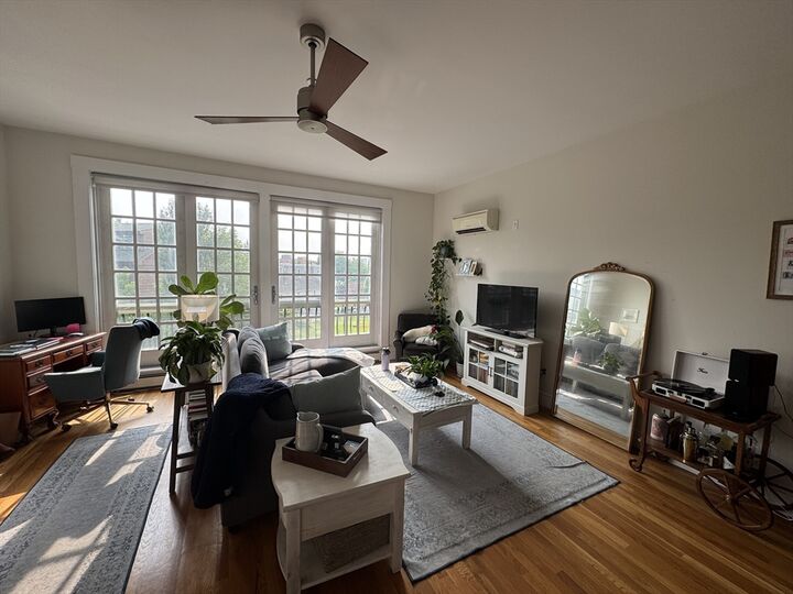 Property Photo:  80 Webster Ave. 3D  MA 02143 