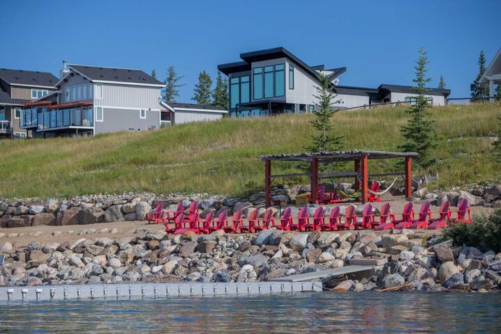 Property Photo: 602 Cottageclub Bend AB T4C 1B1