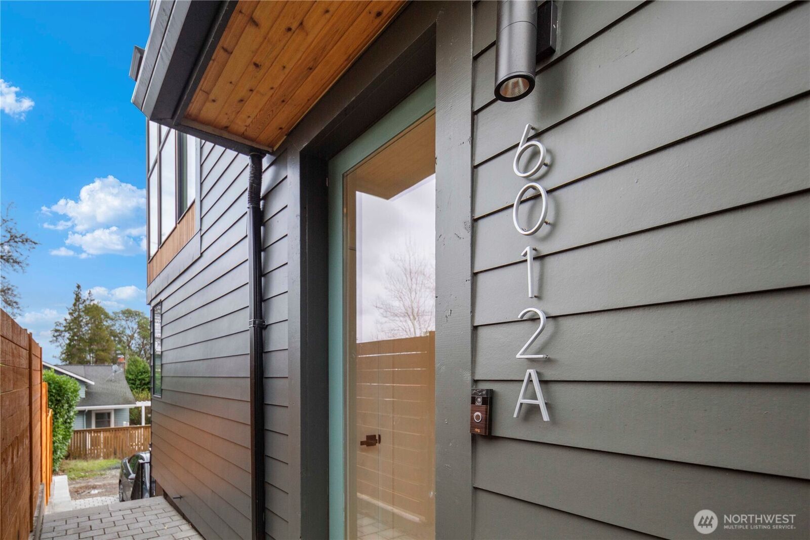 Property Photo: 6012 A 35th Avenue NE WA 98115