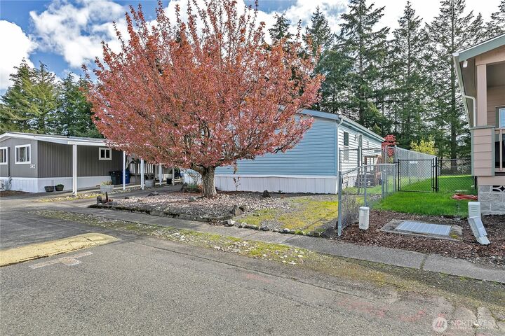 Property Photo:  1111  Archwood Drive SW 343  WA 98502 