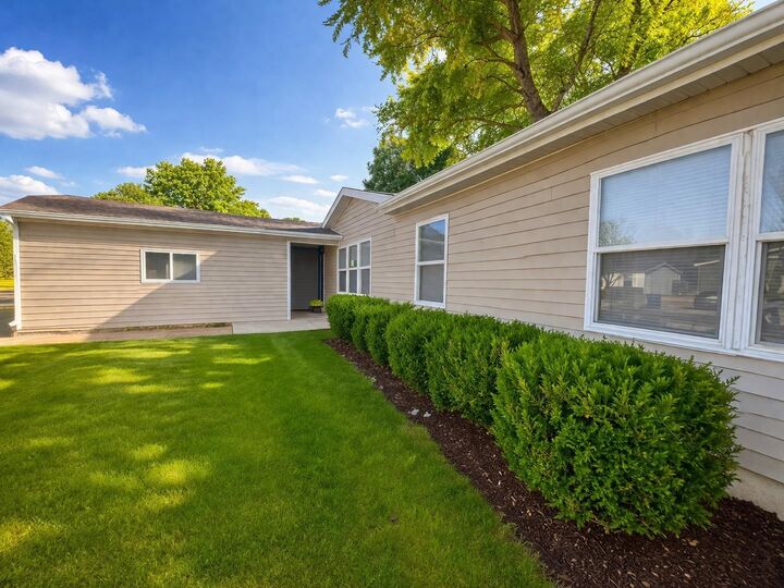 Photo de la propriété:  2605 W Oxberry St  KS 67217 