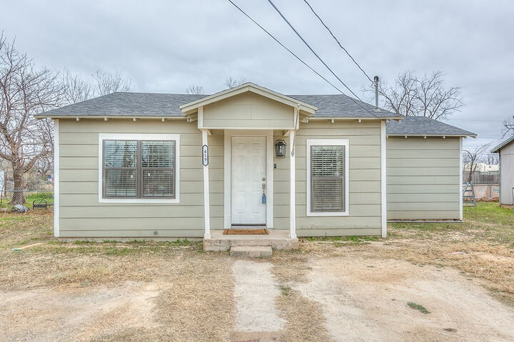 Property Photo: 419 E 29th Street TX 76903