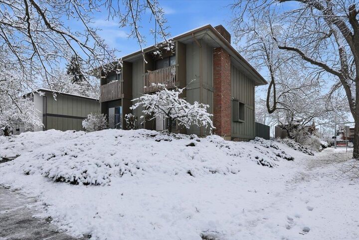 Property Photo:  606 E 36th Ave  WA 99203 