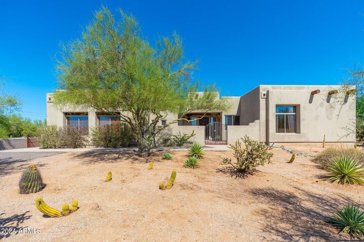 Property Photo:  6610 E Barwick Drive  AZ 85331 