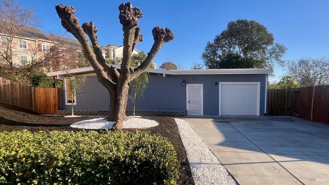 Property Photo:  223 Wedgewood Court  CA 94591 