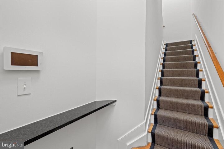 Property Photo:  2145 N Street NW 3  DC 20037 