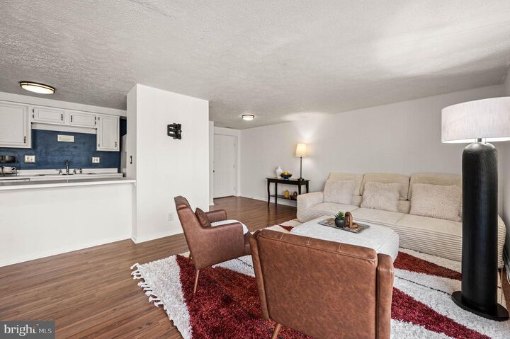 Property Photo:  67 Sweetfern Court  NJ 08053 